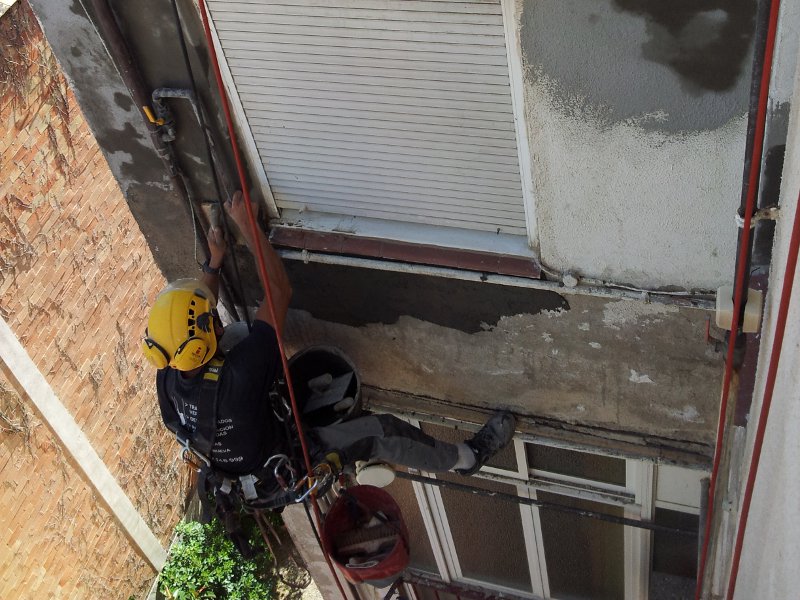 Proyecto de rehabilitación de patio de luces estado anterior en barcelona