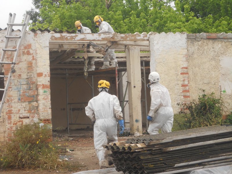 Retirada de fibrocemento detalle ejecución